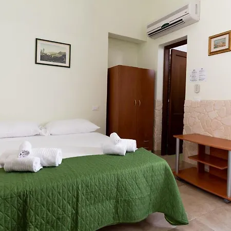 Apartment La Verdina By Typney *